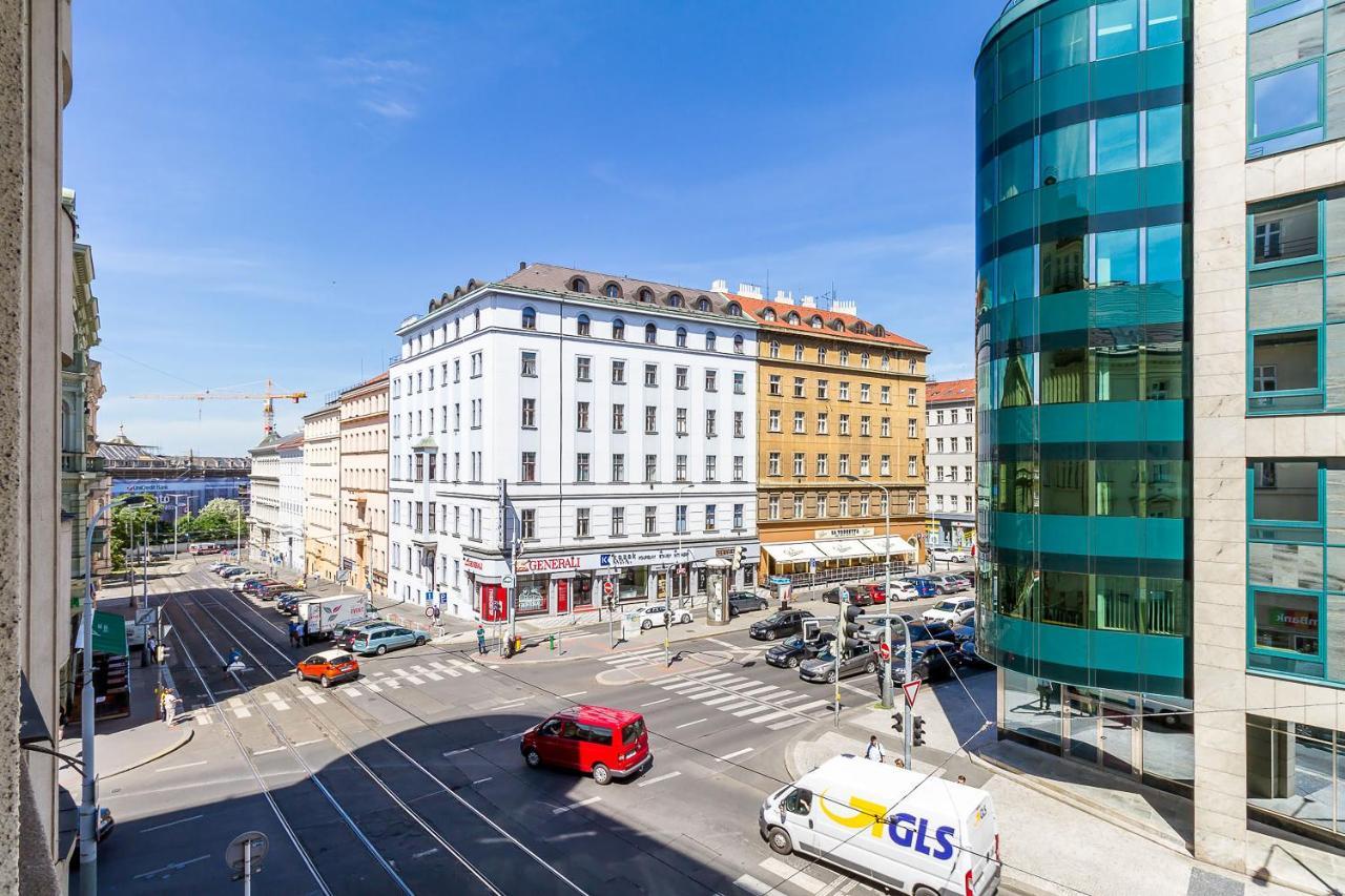 Top Wenceslas Square Apartment Prague Exterior photo